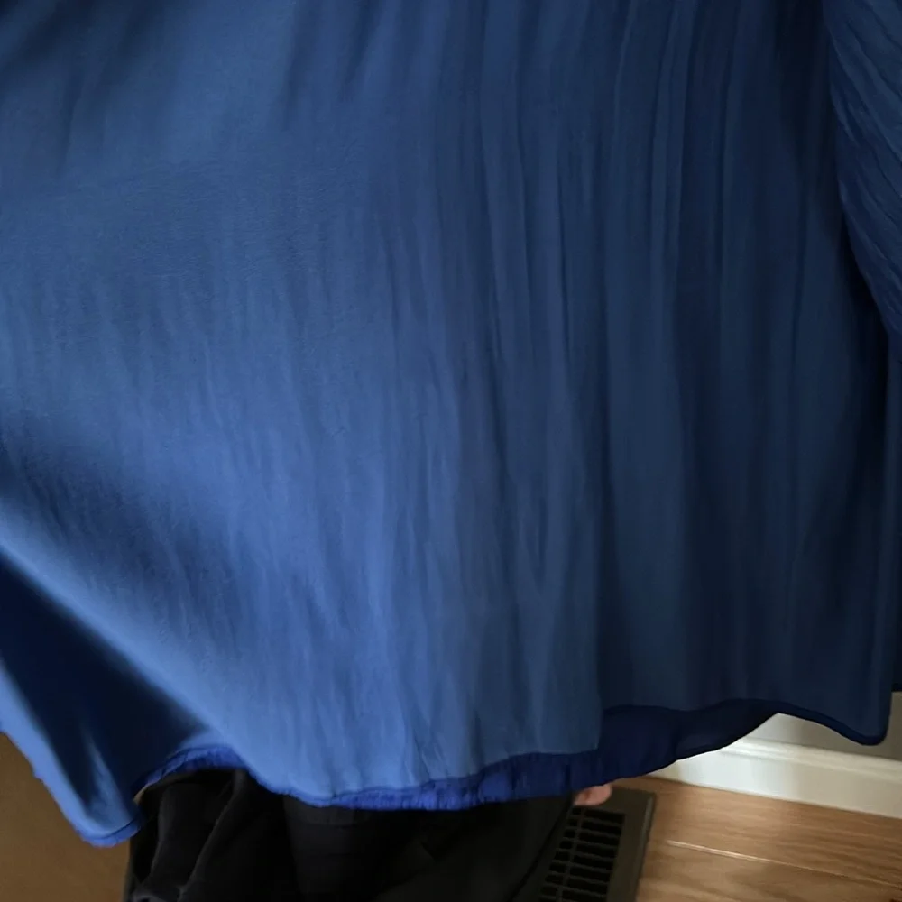 Vibrant Blue Sleeveless Dress - Picture 7 of 7